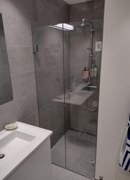 Bath dobbelt niched&oslash;r - Klar glas - Mat sort