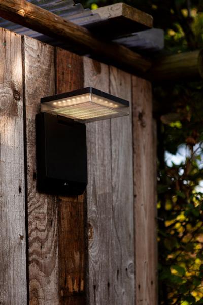 Lutec Moze Solar udendørslampe m/solceller - Sort Lutec Moze Solar udendørslampe m/solceller - Sort