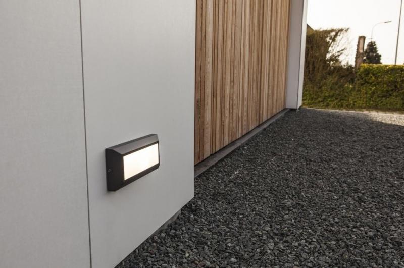 Lutec Architectural Helena udendørslampe til væg - 23 x 10 cm - Mat sort Lutec Architectural Helena udendørslampe til væg - 23 x 10 cm - Mat sort